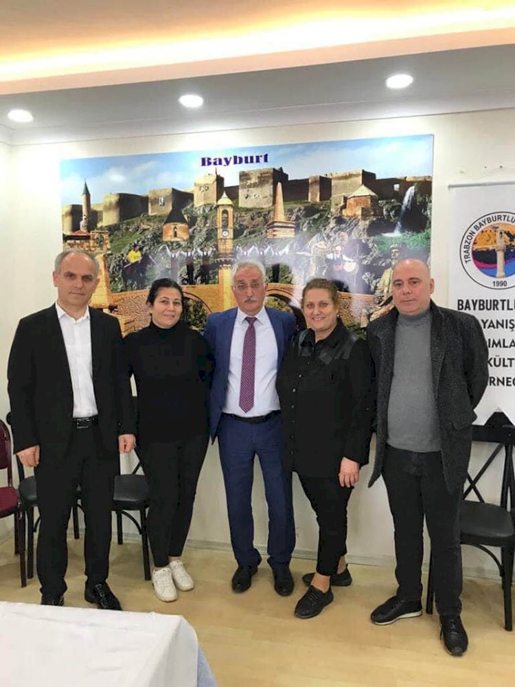 Trabzon Bayburtlular derneği başkanlığına yeniden Sadettin Okay seçildi