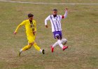 Bayburt Özel İdarespor kendi evinde konuk ettiği Afyonspor’la 2-2 kalarak 1 puan aldı.